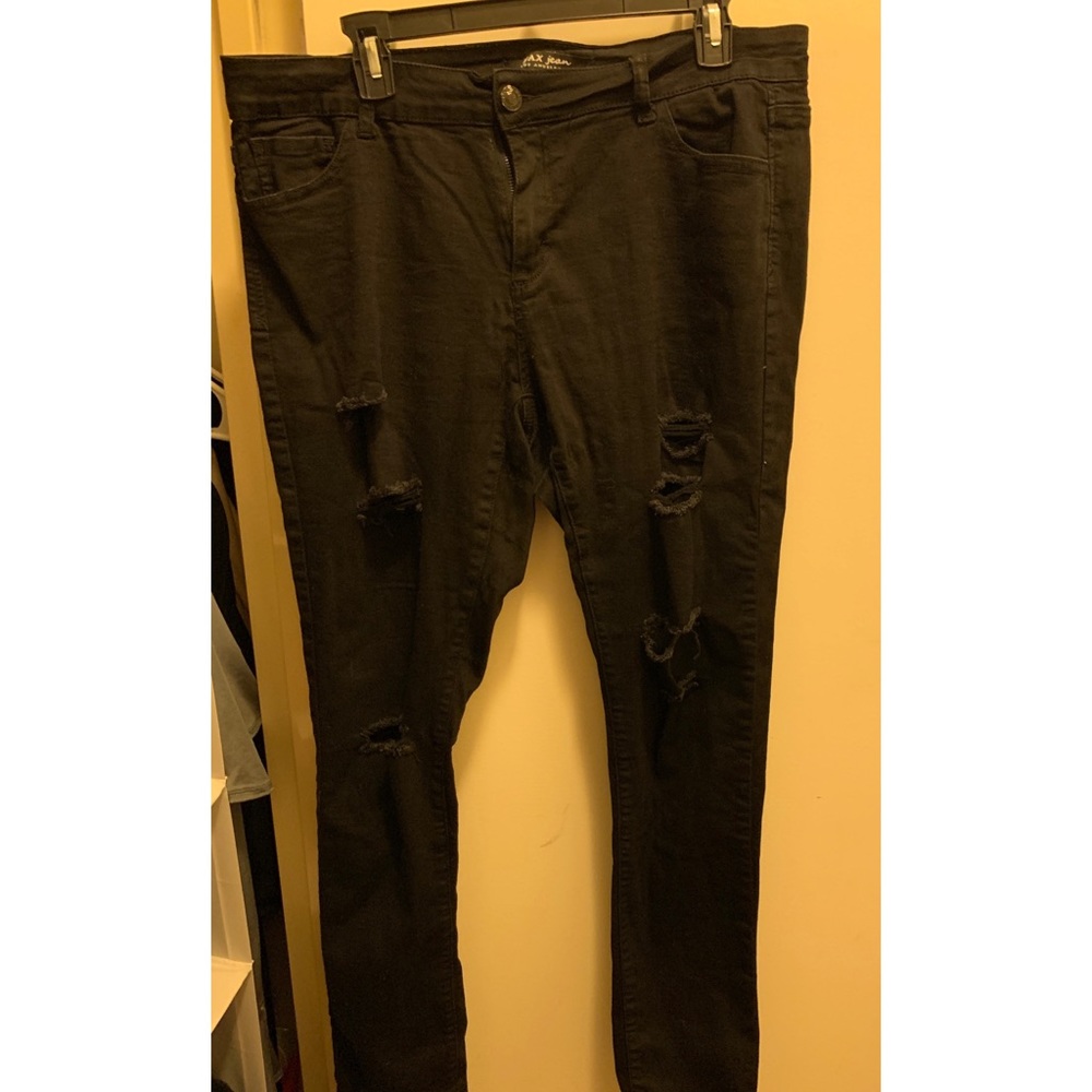 Plus Distressed Black Denim Jean, US 14
